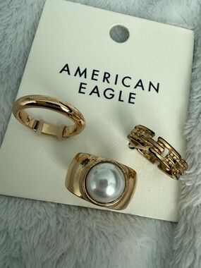 American Eagle Outfitters Gold Pearl Stackable Ring Trio
